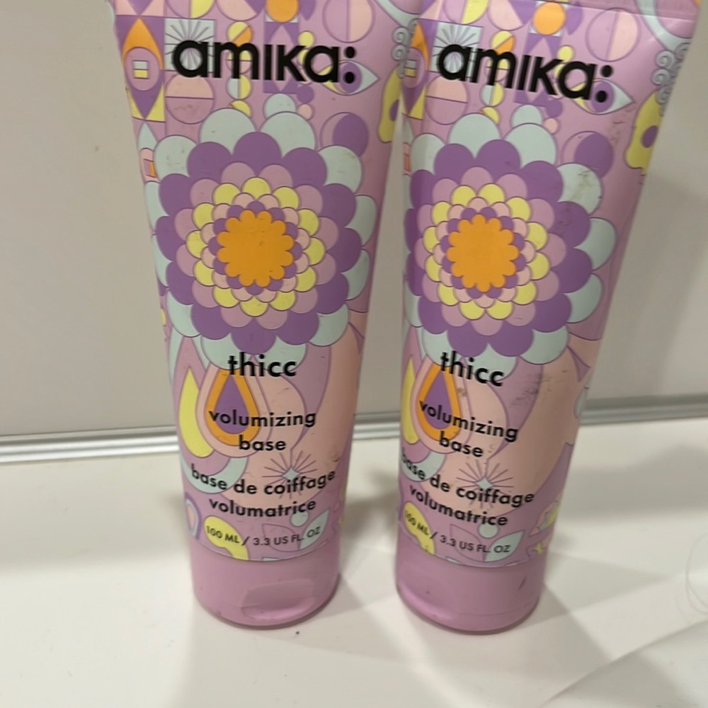 Amika volumizing base